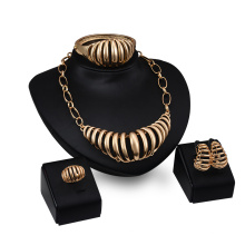 Personality Gold Plated Iran Jewelry Sets (C-XSST0046)